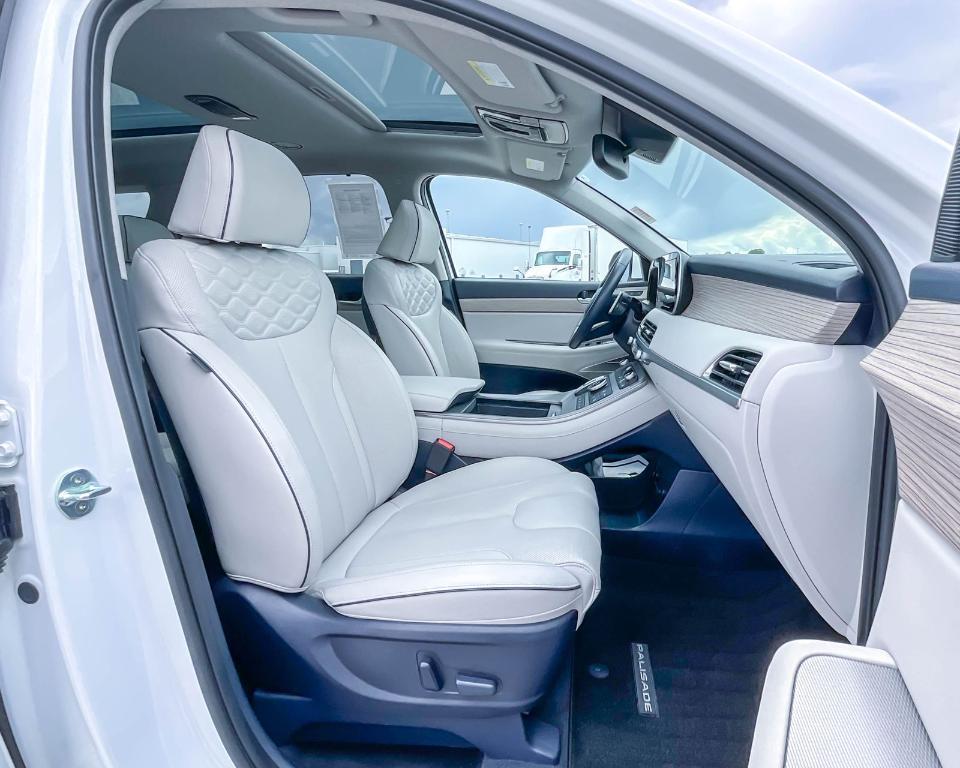 used 2022 Hyundai Palisade car, priced at $42,650