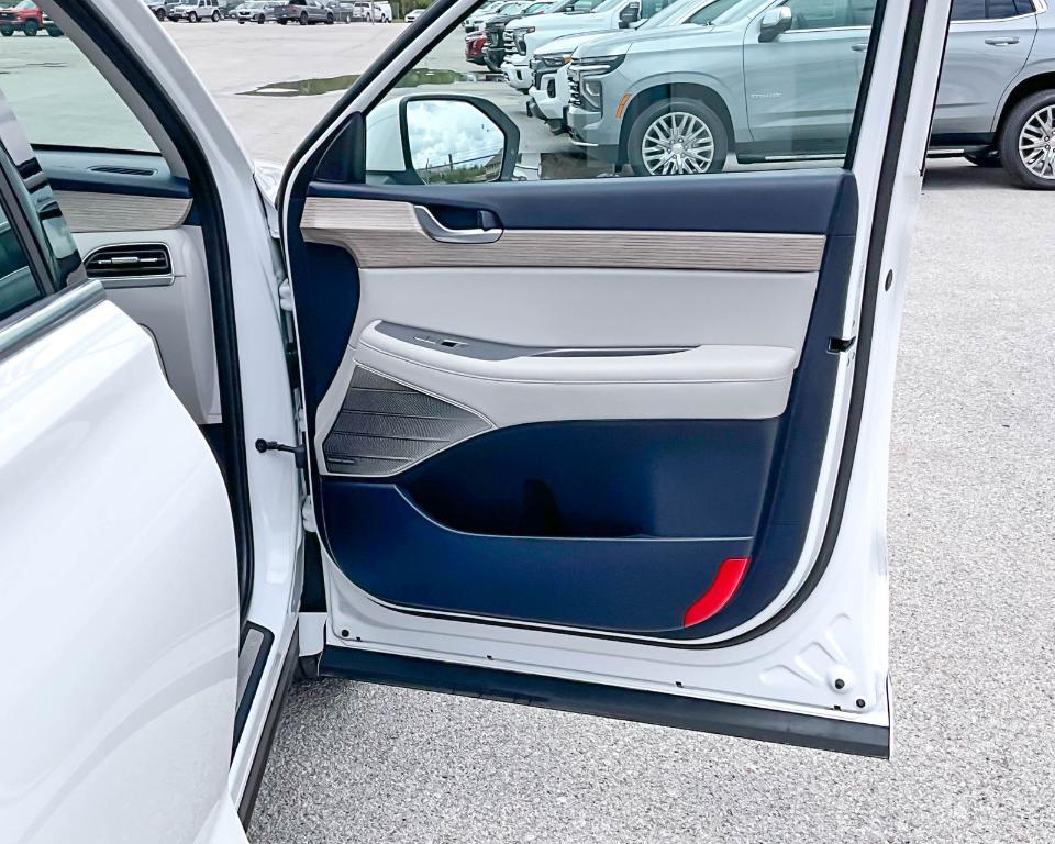 used 2022 Hyundai Palisade car, priced at $42,650