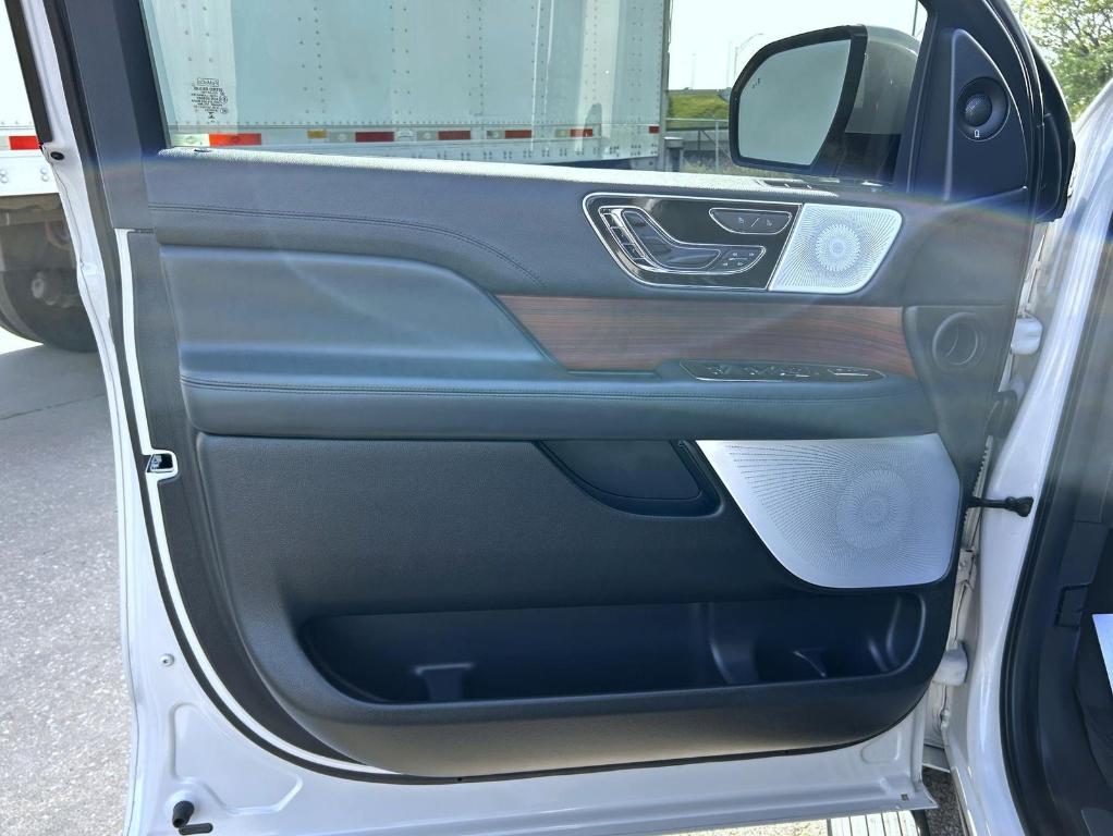 used 2024 Lincoln Navigator car, priced at $81,990