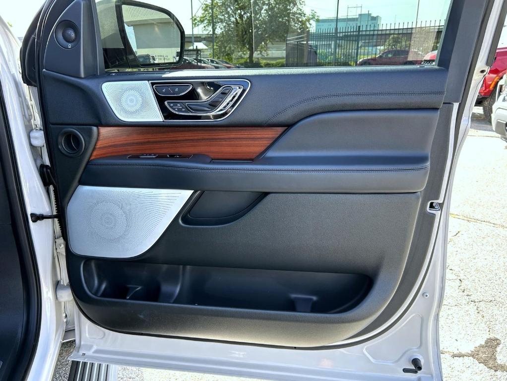 used 2024 Lincoln Navigator car, priced at $81,990