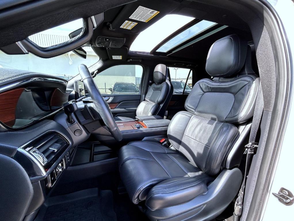 used 2024 Lincoln Navigator car, priced at $81,990