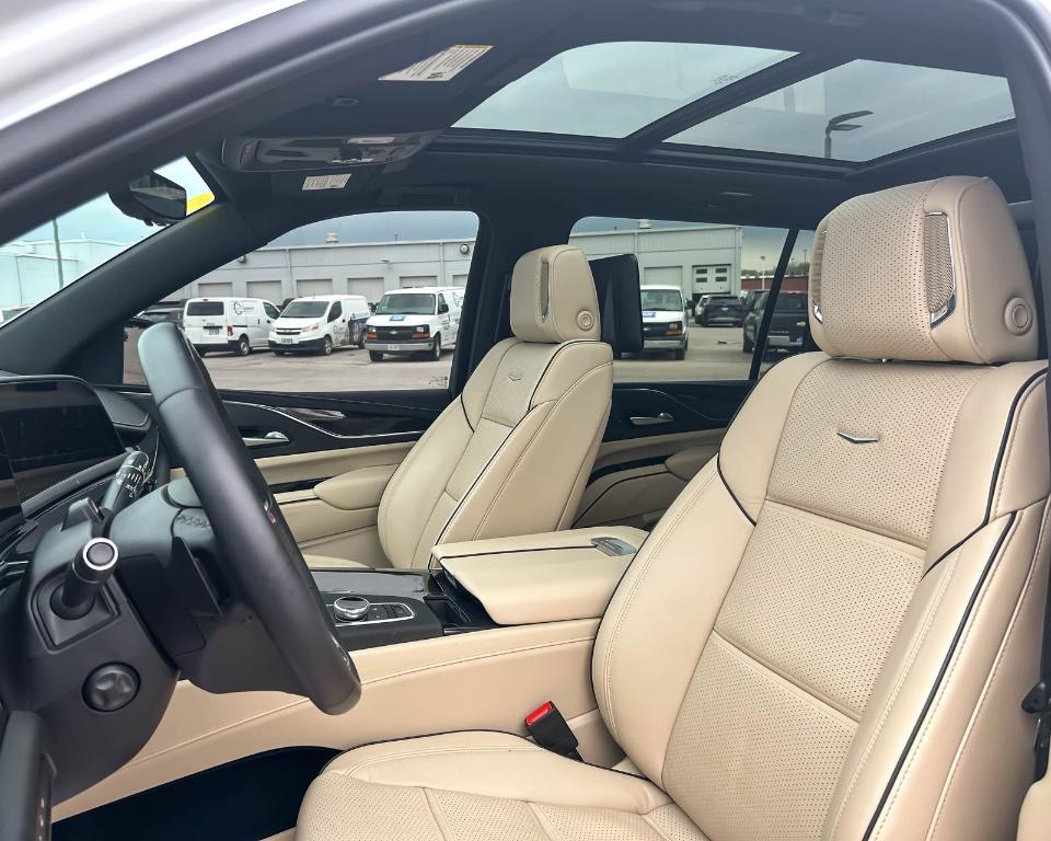 used 2024 Cadillac Escalade ESV car, priced at $95,805