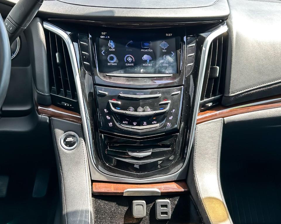 used 2020 Cadillac Escalade car, priced at $38,550