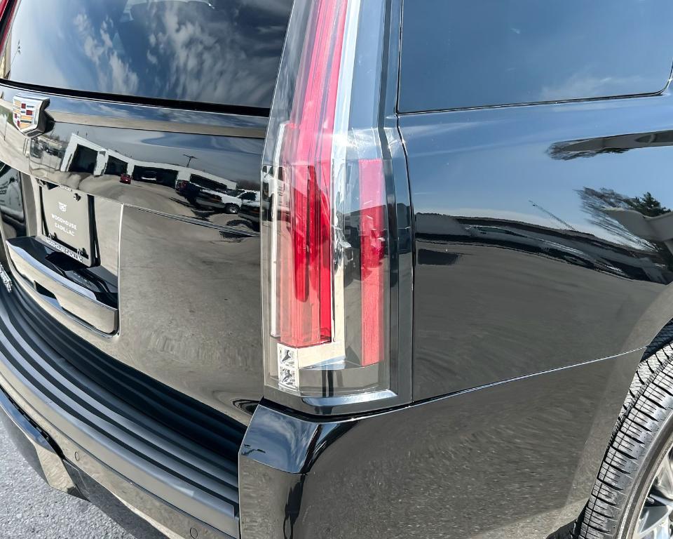 used 2020 Cadillac Escalade car, priced at $38,550