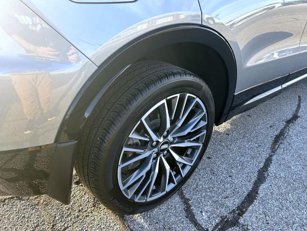 used 2024 Cadillac XT4 car, priced at $38,990