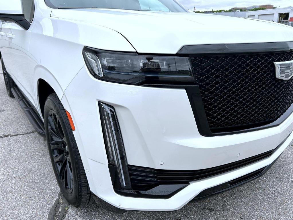 used 2023 Cadillac Escalade ESV car, priced at $77,880