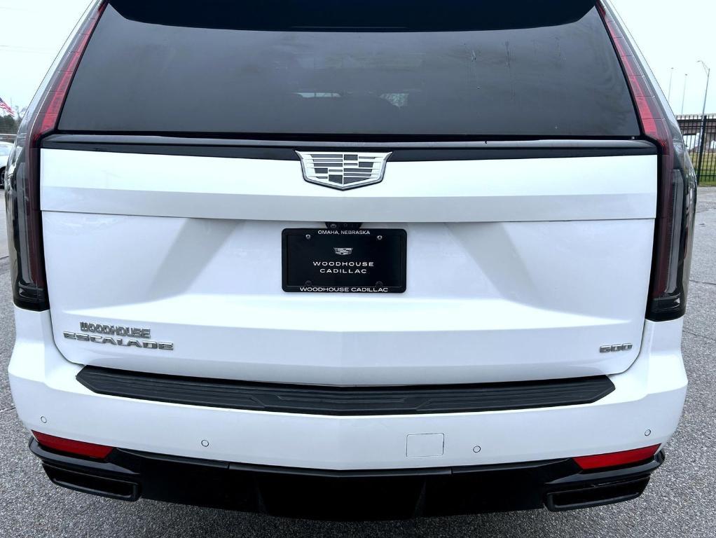 used 2022 Cadillac Escalade car, priced at $67,880