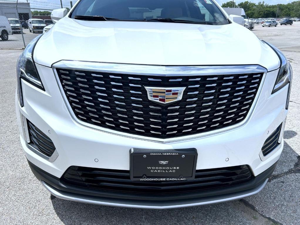 used 2022 Cadillac XT5 car, priced at $36,330