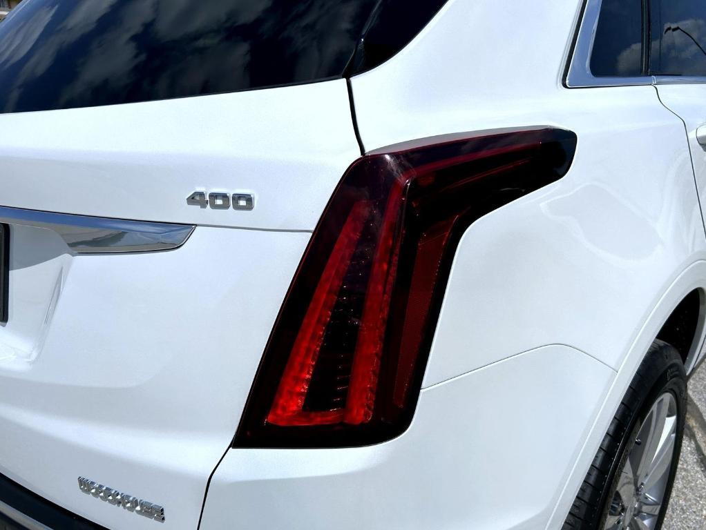used 2022 Cadillac XT5 car, priced at $36,330
