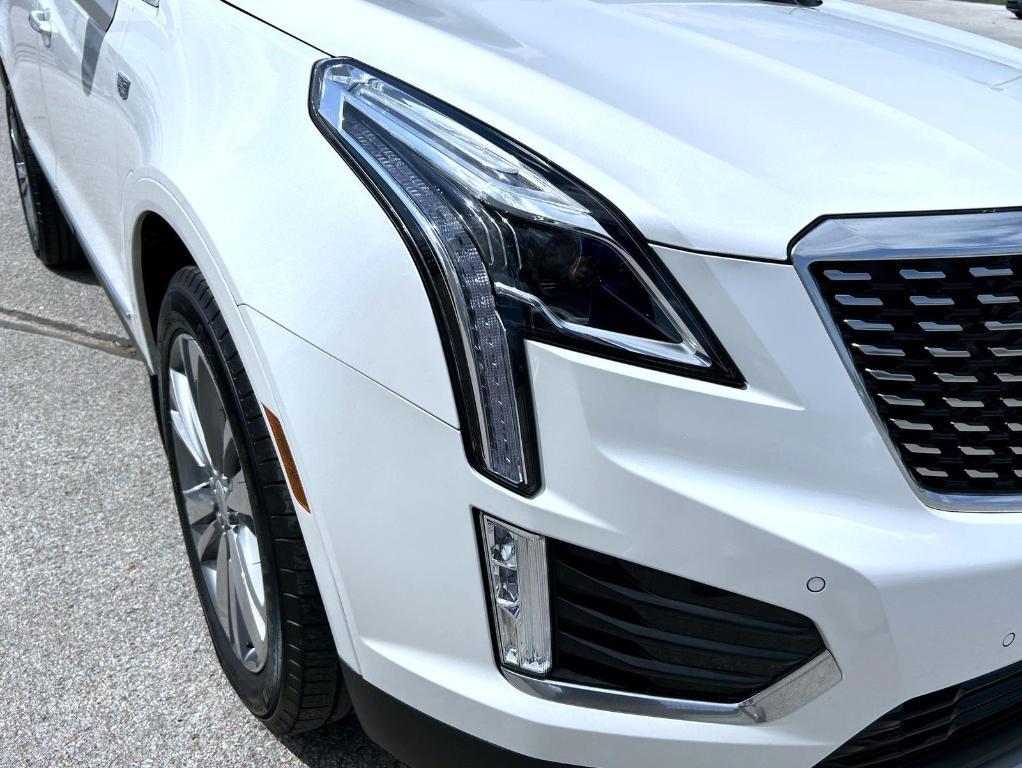 used 2022 Cadillac XT5 car, priced at $36,330