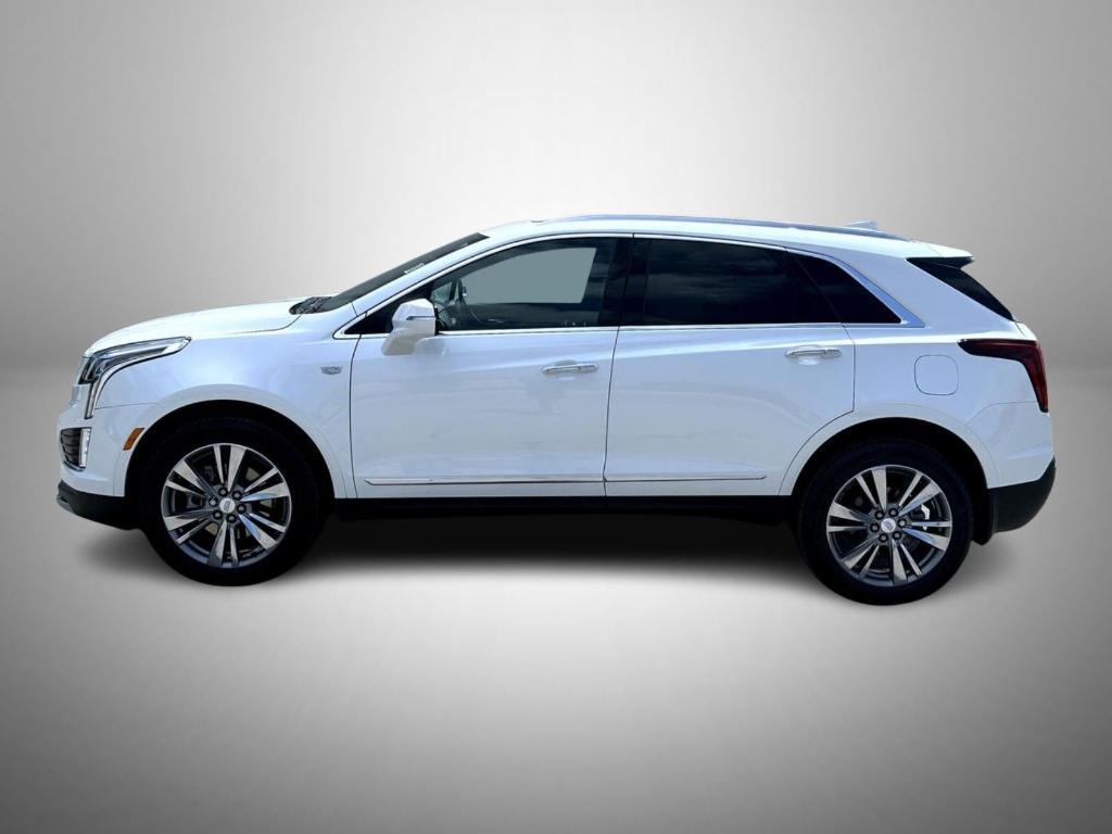 used 2022 Cadillac XT5 car, priced at $36,330