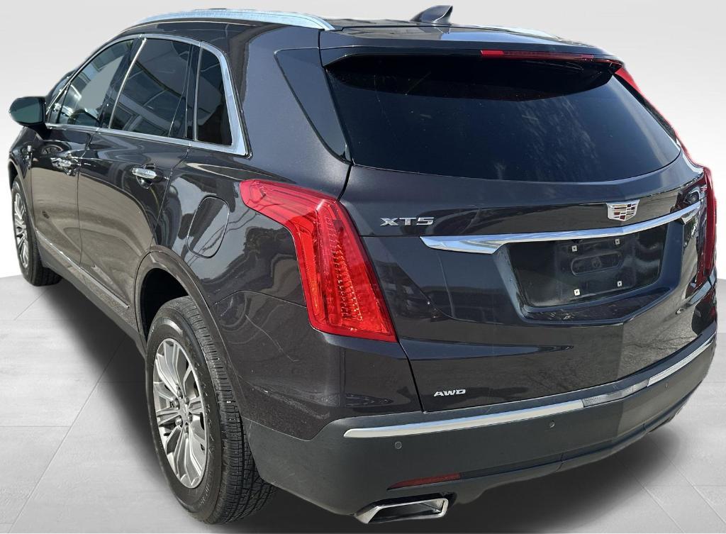 used 2017 Cadillac XT5 car, priced at $19,440