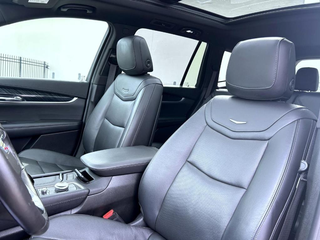 used 2020 Cadillac XT6 car, priced at $24,770