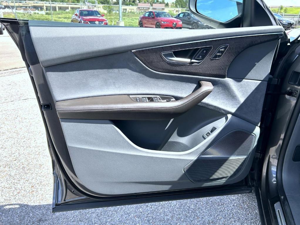 used 2019 Audi Q8 car, priced at $27,550