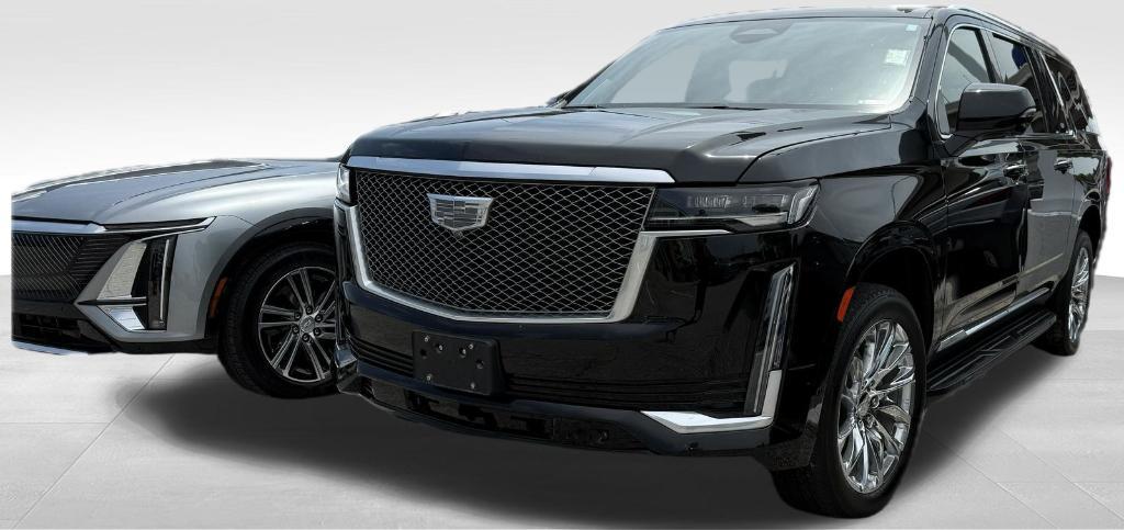 used 2023 Cadillac Escalade ESV car, priced at $67,989