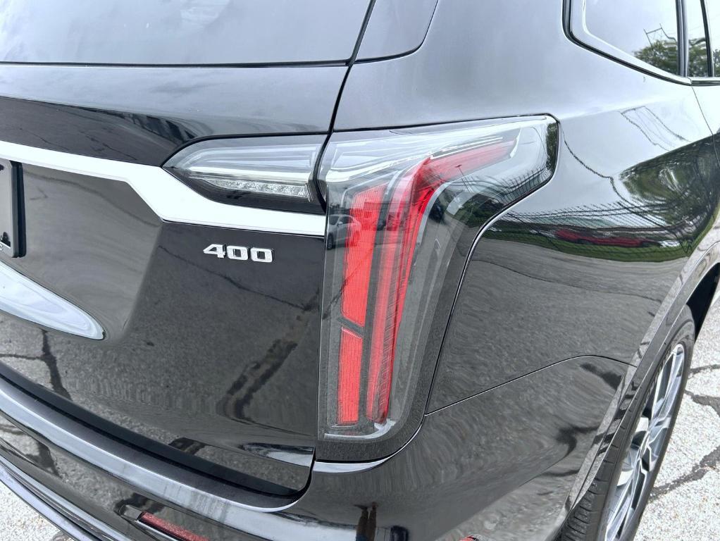 used 2023 Cadillac XT6 car, priced at $45,880