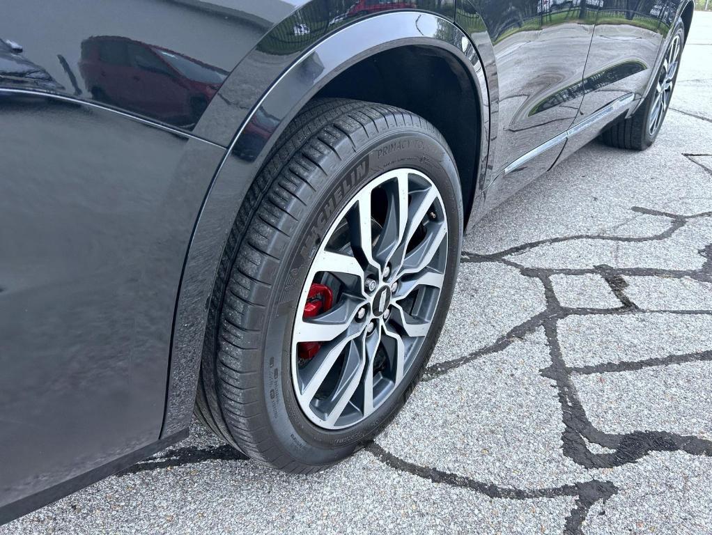 used 2023 Cadillac XT6 car, priced at $45,880