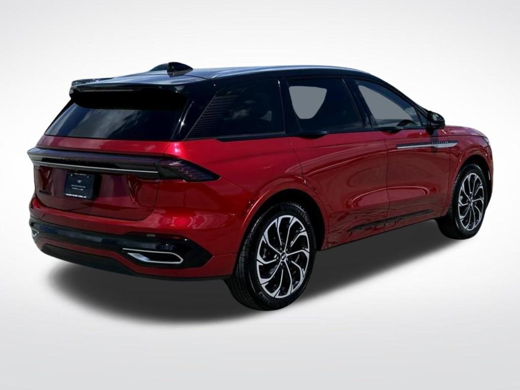 used 2025 Lincoln Nautilus car, priced at $59,770