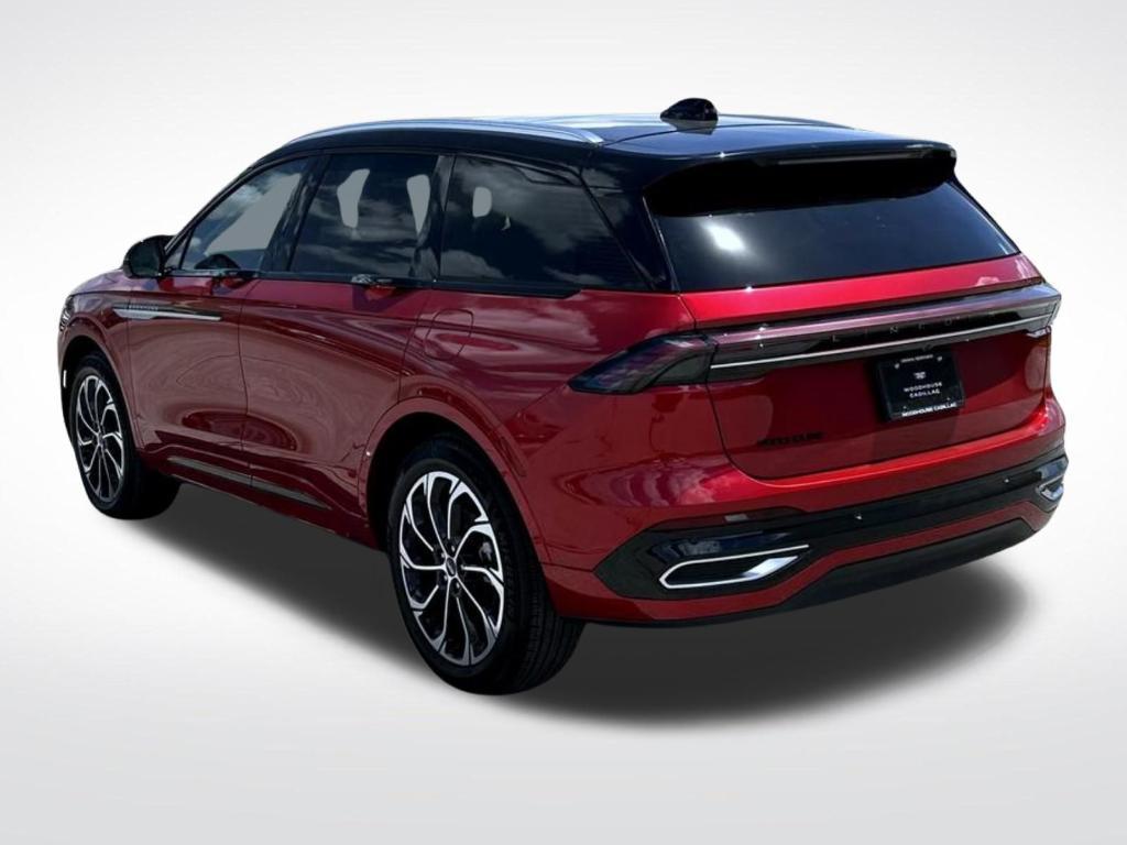 used 2025 Lincoln Nautilus car, priced at $59,770