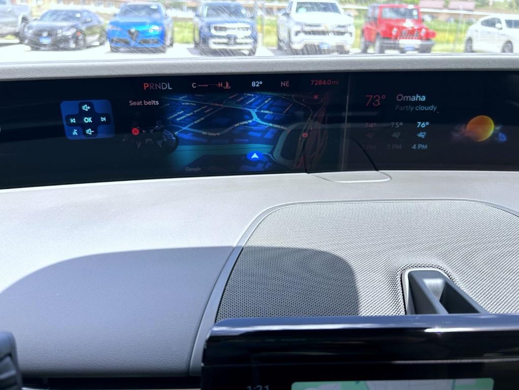 used 2025 Lincoln Nautilus car, priced at $59,770