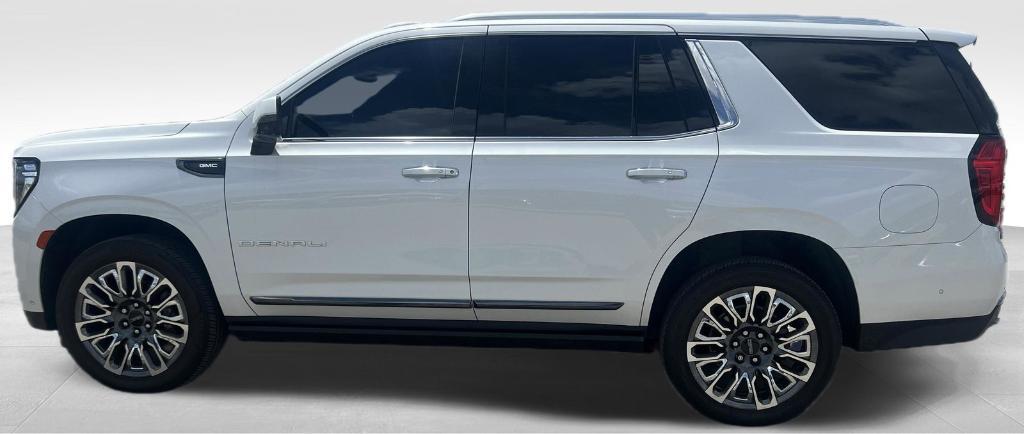 used 2023 GMC Yukon car, priced at $73,440