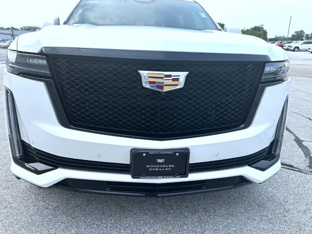 used 2024 Cadillac Escalade ESV car, priced at $95,440