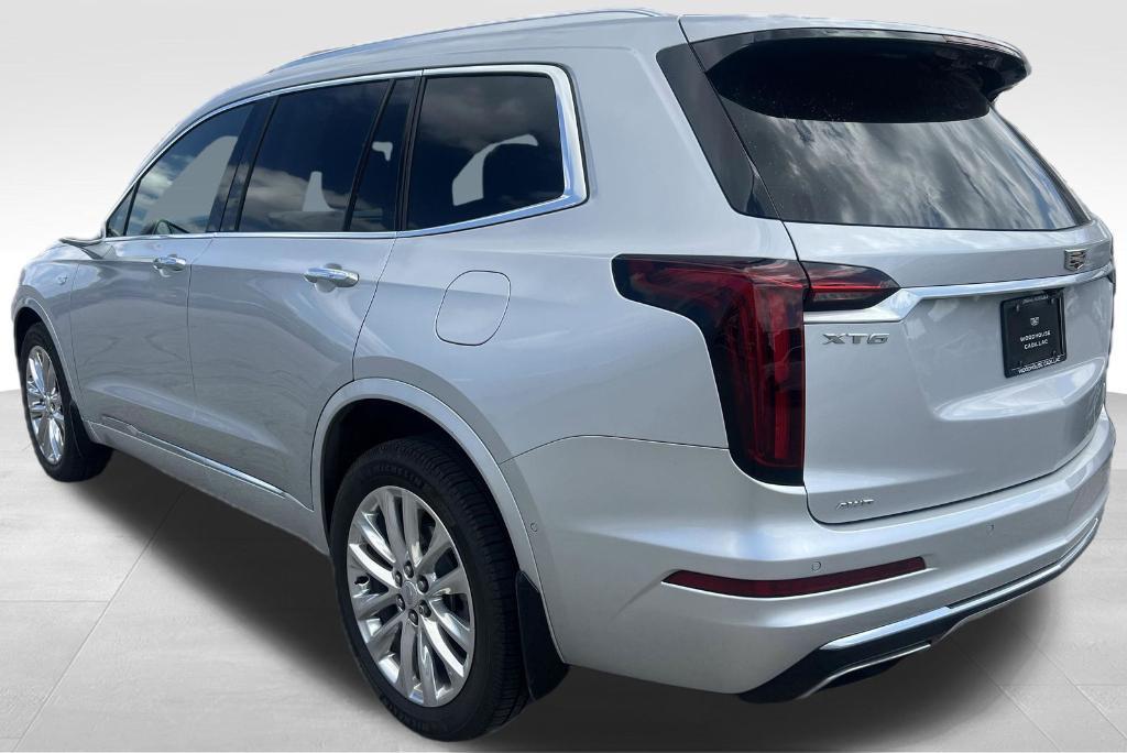used 2020 Cadillac XT6 car, priced at $27,486