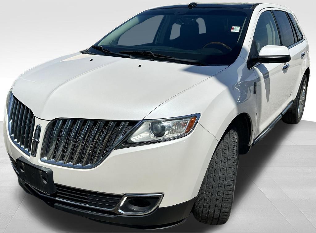 used 2011 Lincoln MKX car, priced at $8,895