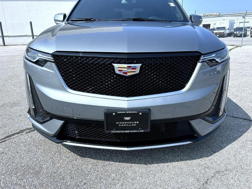 used 2023 Cadillac XT6 car, priced at $45,550