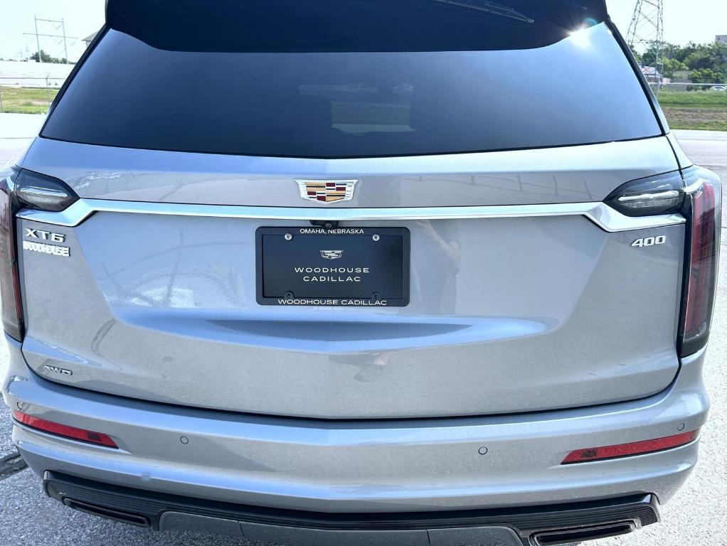 used 2023 Cadillac XT6 car, priced at $45,550
