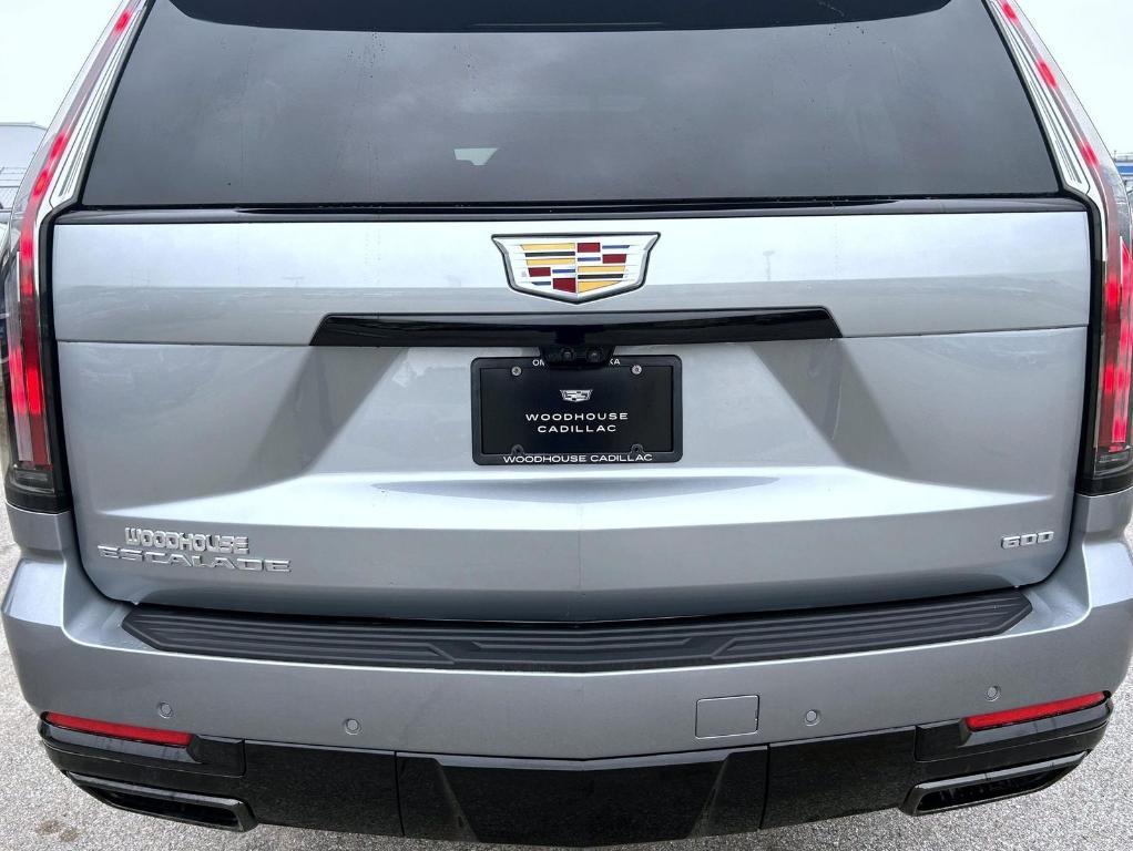 used 2025 Cadillac Escalade ESV car, priced at $112,990