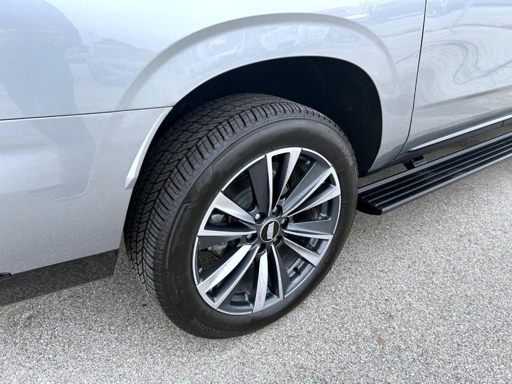 used 2025 Cadillac Escalade ESV car, priced at $112,990