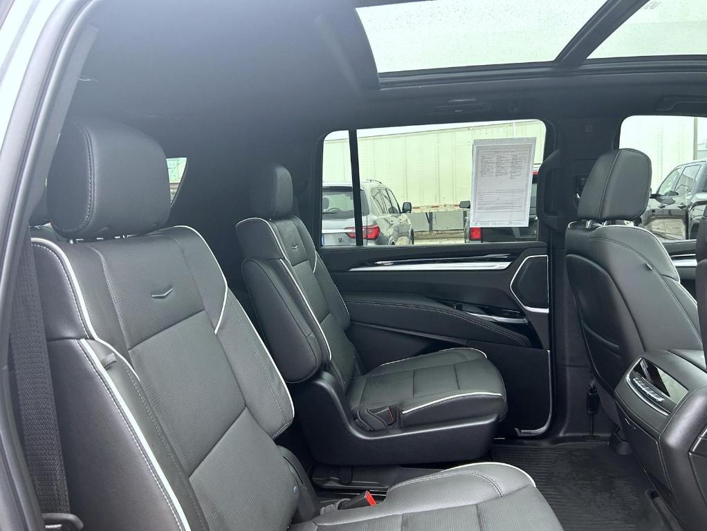 used 2025 Cadillac Escalade ESV car, priced at $112,990