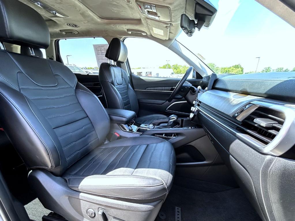used 2024 Kia Telluride car, priced at $45,990