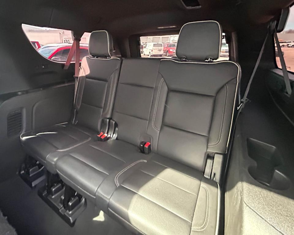 used 2023 GMC Yukon XL car, priced at $55,334