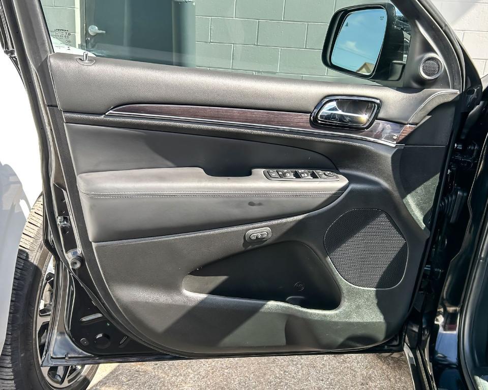 used 2020 Jeep Grand Cherokee car, priced at $29,660