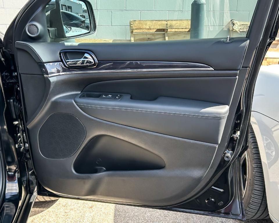 used 2020 Jeep Grand Cherokee car, priced at $29,660