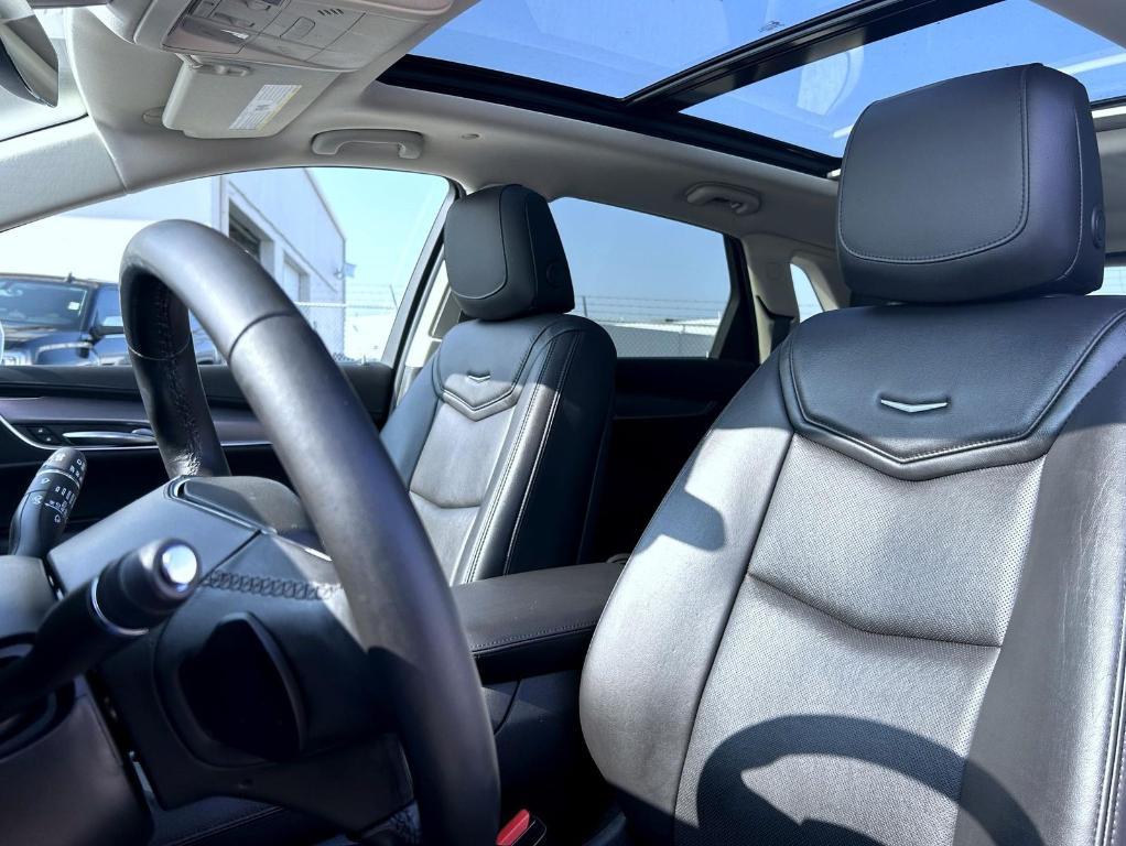 used 2018 Cadillac XT5 car, priced at $20,330