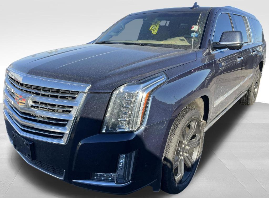 used 2019 Cadillac Escalade ESV car, priced at $38,797