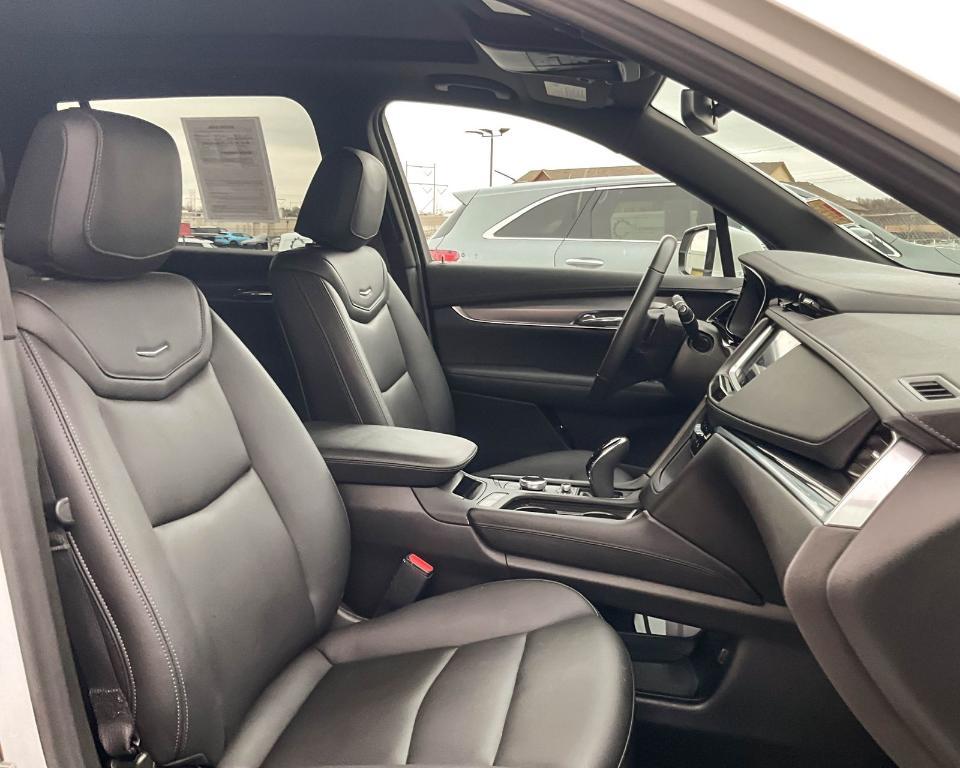 used 2023 Cadillac XT6 car, priced at $36,108