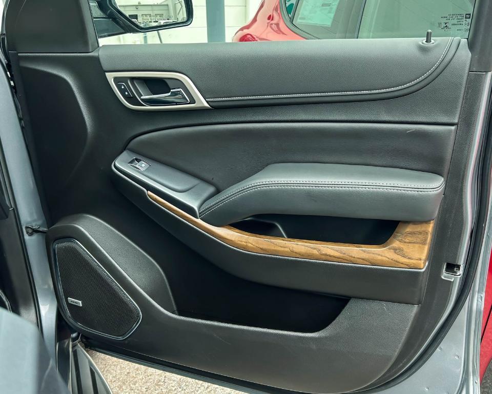 used 2020 GMC Yukon XL car, priced at $42,770