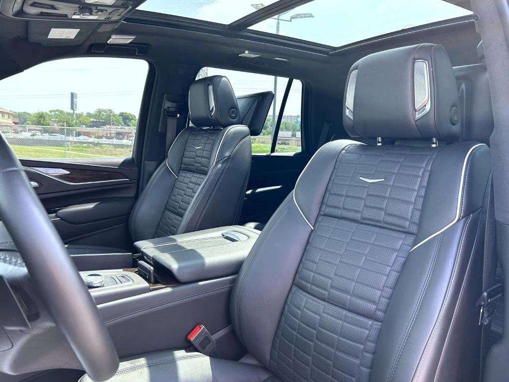 used 2023 Cadillac Escalade car, priced at $75,819