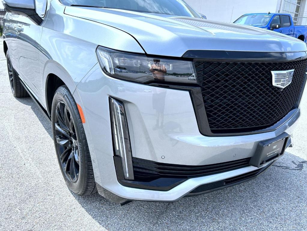used 2023 Cadillac Escalade car, priced at $75,819