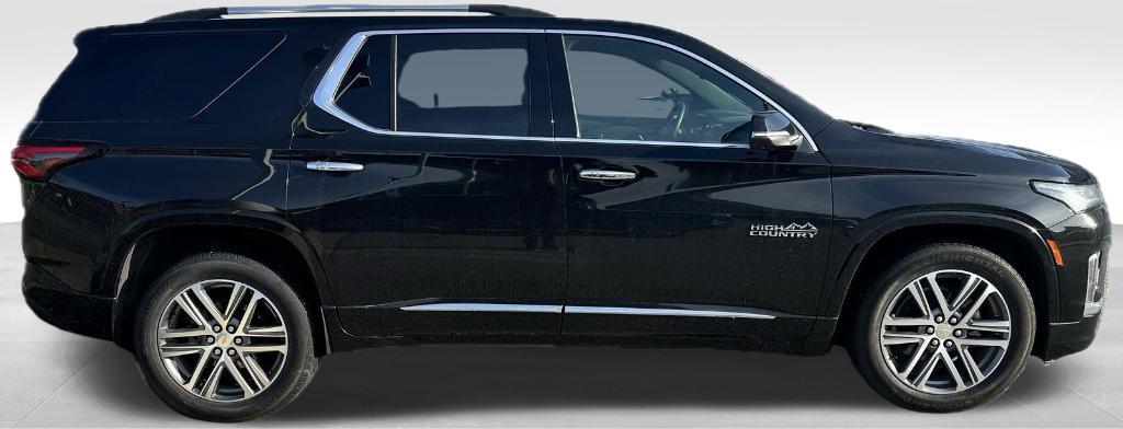 used 2023 Chevrolet Traverse car, priced at $44,795