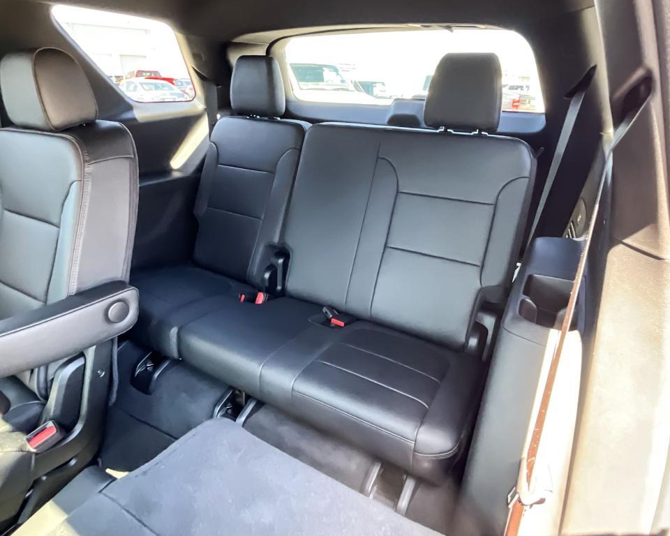 used 2023 Chevrolet Traverse car, priced at $45,158