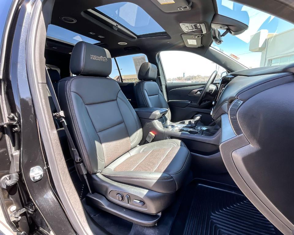 used 2023 Chevrolet Traverse car, priced at $45,158