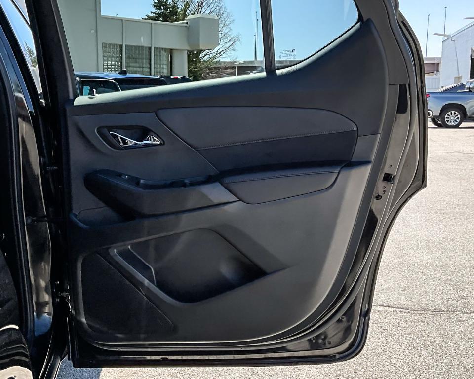 used 2023 Chevrolet Traverse car, priced at $45,158