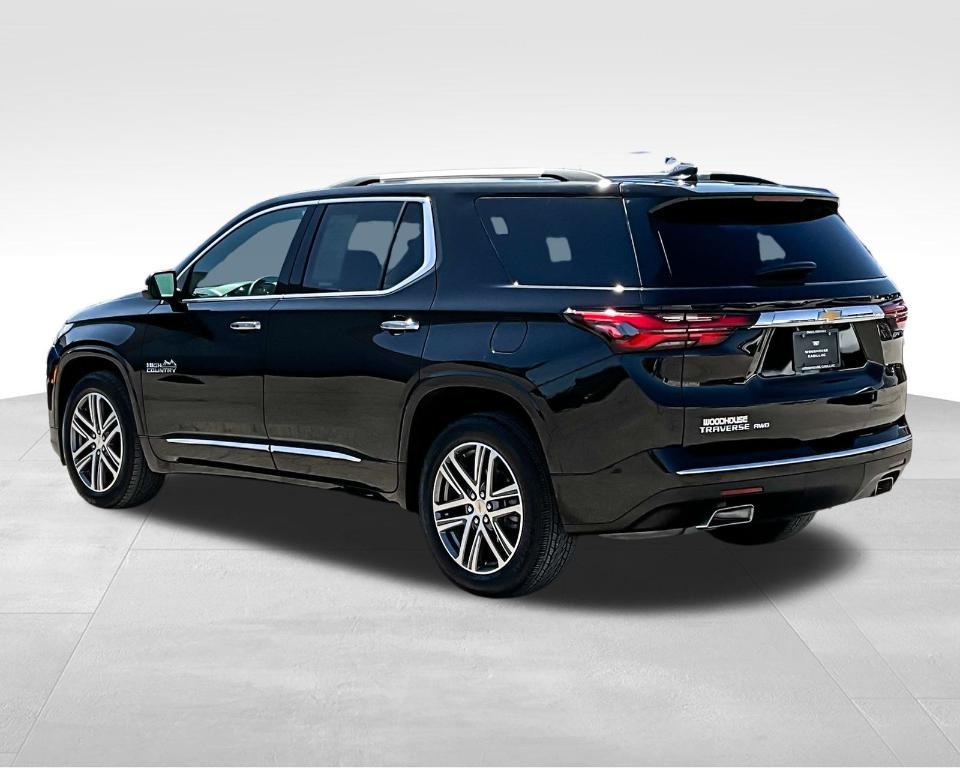used 2023 Chevrolet Traverse car, priced at $45,158
