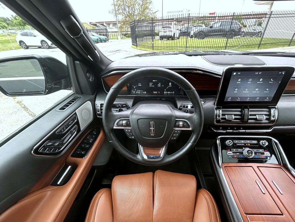 used 2019 Lincoln Navigator car, priced at $35,555