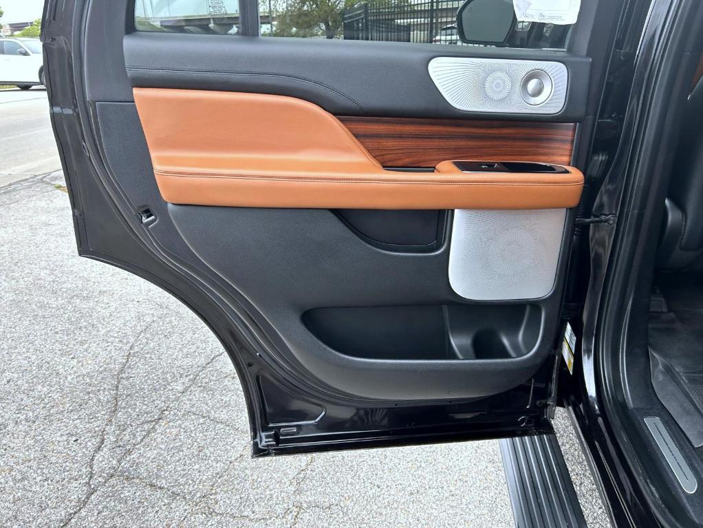 used 2019 Lincoln Navigator car, priced at $35,555